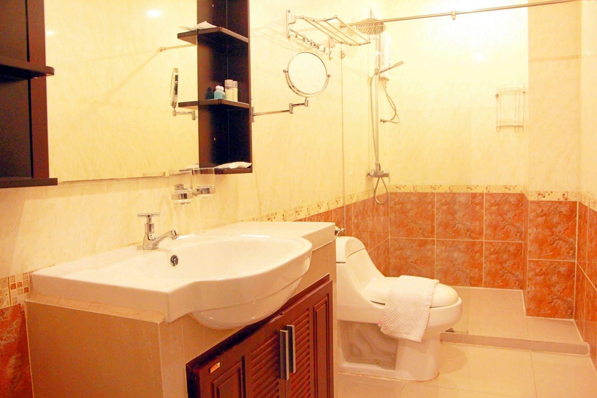 Royal Q & D Suites Pattaja Kültér fotó
