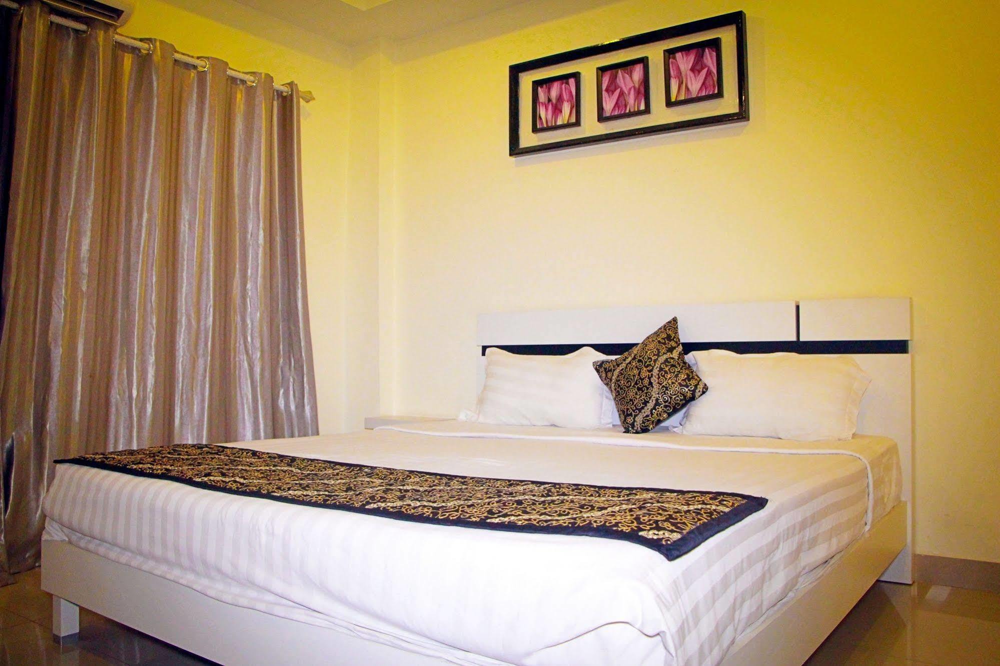 Royal Q & D Suites Pattaja Kültér fotó